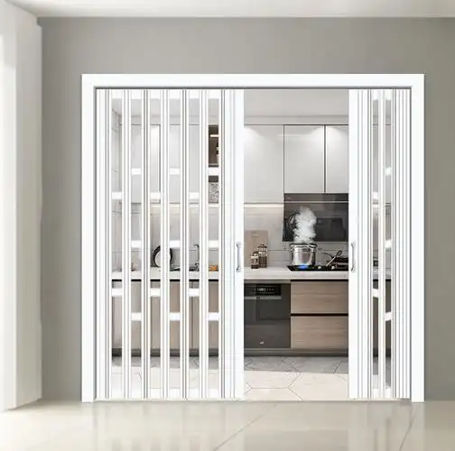 开放式厨房隐形折叠门效果 开放式厨房加了个折叠门(2)