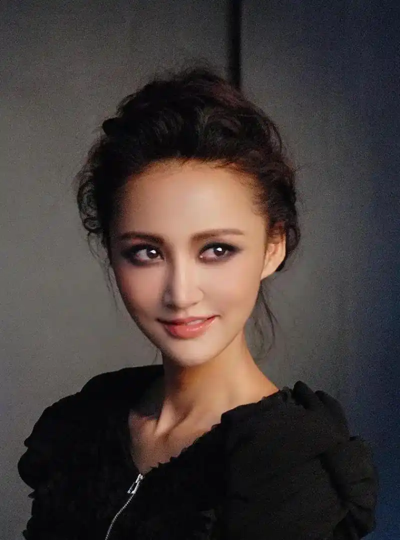 现在的年轻人可能都不知道,张歆艺以前长这样,现在好像更好看了!