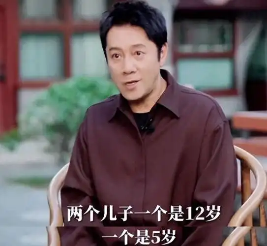 蔡国庆透露二胎年龄,50岁生下幼子,幸福讲愿为儿子当老顽童