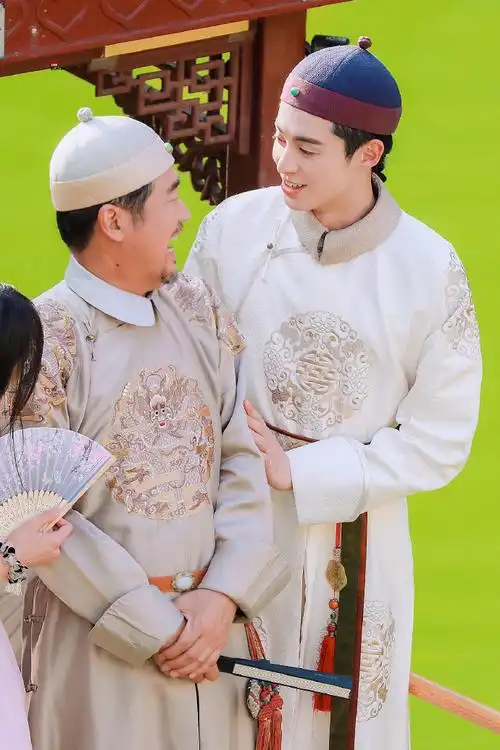 王鹤棣我在颐和园等你