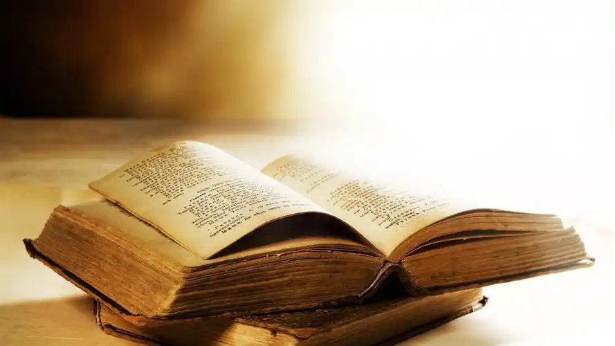 书本,眩光 750x1334 iphone 8/7/6/6s 壁纸,图片,背景,照片