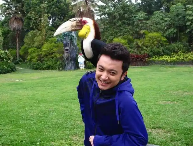 主持人小尼个人资料简介(小尼真名叫什么名字)-图12