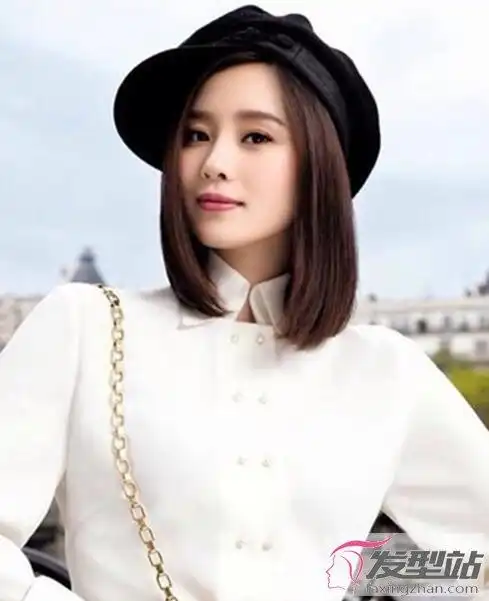 女生好看的齐肩发型 齐肩直发诠释简约优雅风