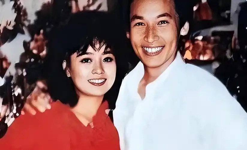 当时的郭凯敏,介绍张瑜和张建亚相识,算得上是好友之间的互动.