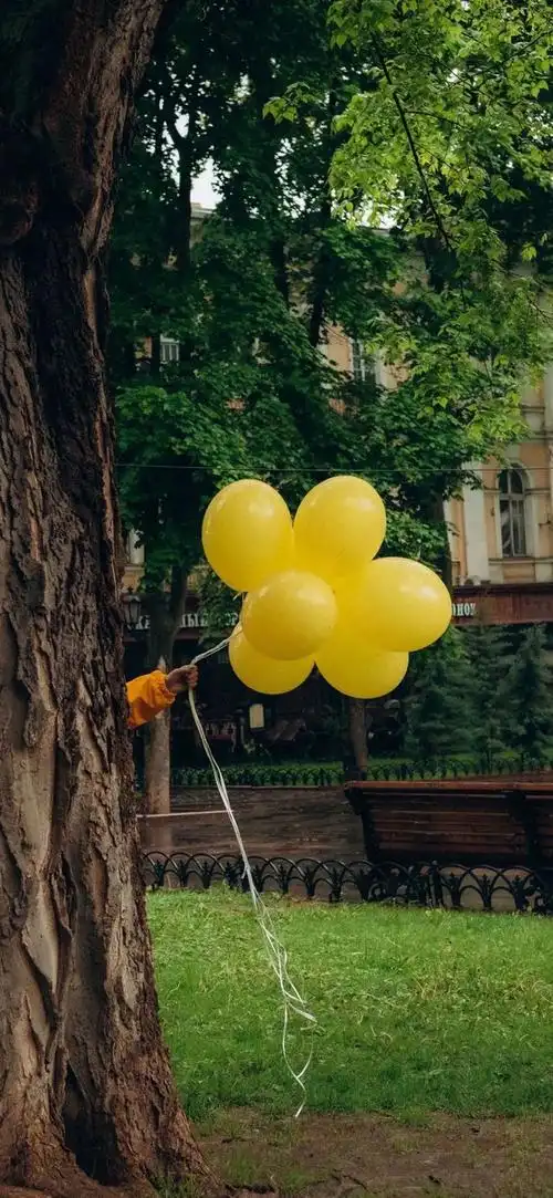 快手最火手机壁纸丨这辈子最想当的那种有两个臭钱就了不起的人