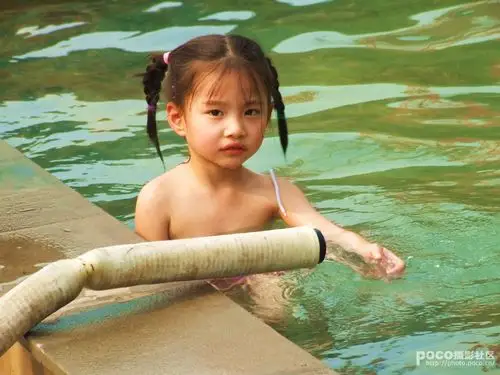 囝囝囡囡学游泳