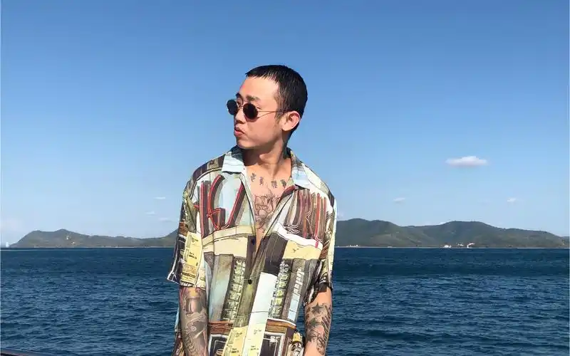 gai周延直播翻唱张震岳路口就怕rapper唱情歌系列