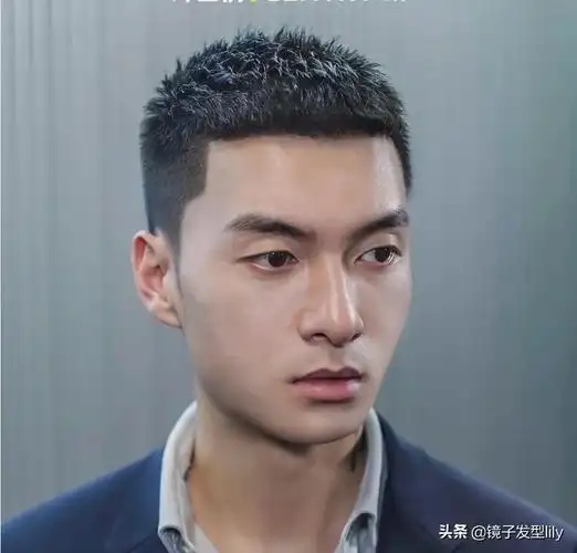 社会小平头发型图片男(2021极具人气的8种男士发型) - 赤虎壹号