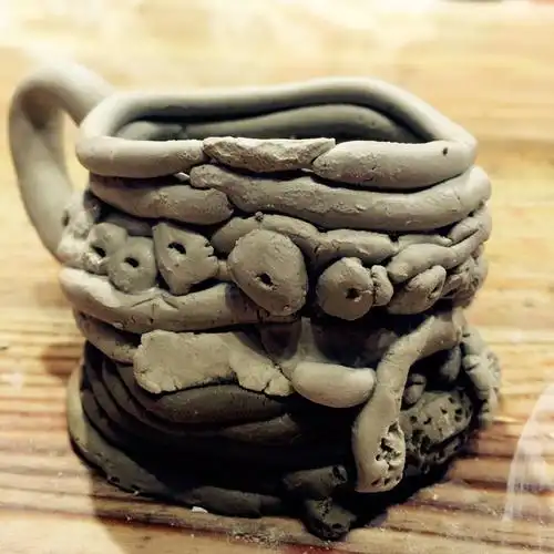 陶艺创作(盘泥条法)