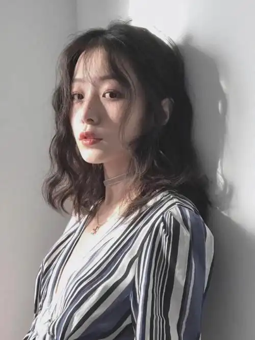 2021春天最新发型!最后一款劝你不要做,"王者卷发"你驾驭不了