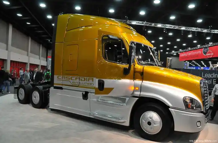 【图】续航1300公里 福莱纳推cng长途牵引车 文章图片_卡车之家,中国