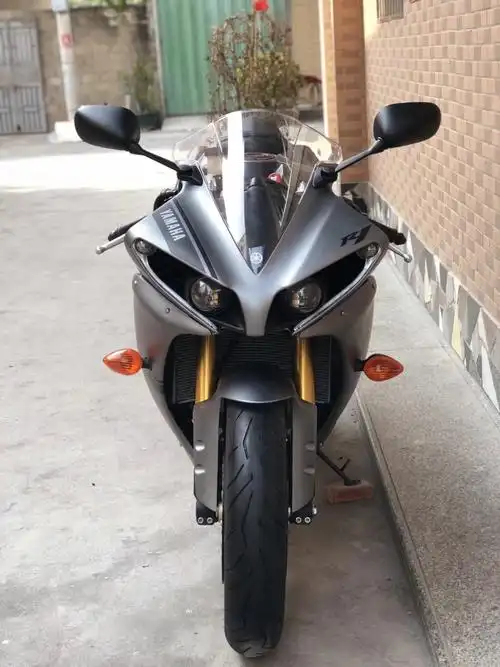 【碣石启航机车】14年雅马哈yzf-r1战斧 外观大气 带三种动力模式 tcs