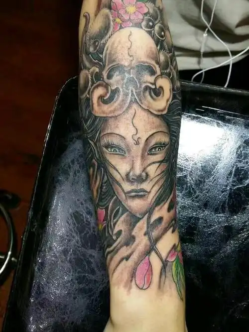 小臂艺姬_纹身图案手稿图片_叶海东的纹身作品集