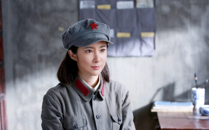 女版于震,指望演抗日神剧走红难如登天,还是提早转型吧|王珂|抗日神剧