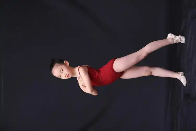 2019.六岁好好舞蹈基本功展示