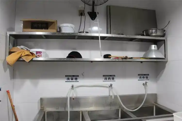 人民广场6家餐饮店后厨揭秘!快来看