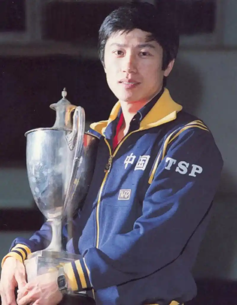 倪夏莲:被迫让球 被迫出国 5上奥运,终成乒坛传奇