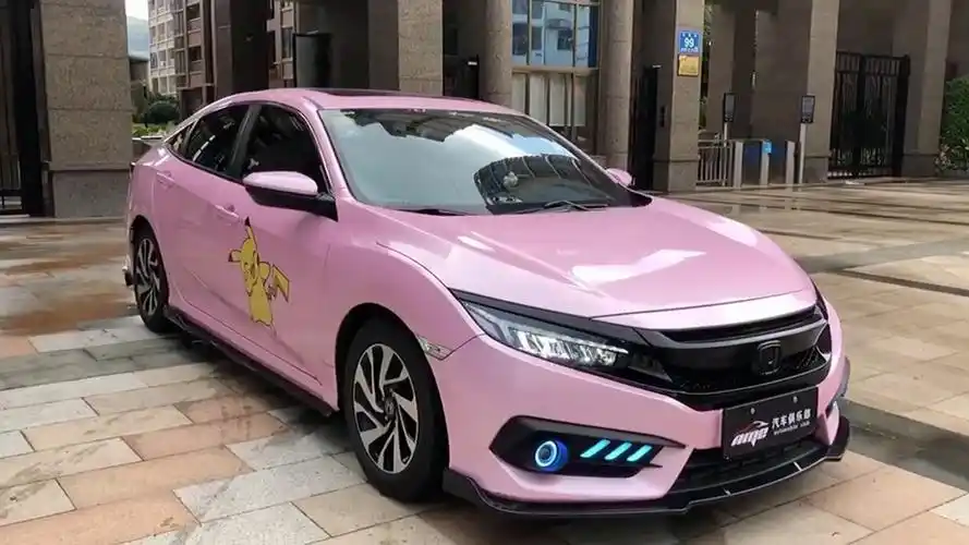 杭州本田思域漆面贴樱花粉改色膜,少女最爱粉色系瞬间感觉萌萌哒