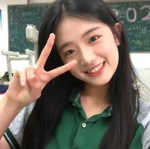 想要一些阳光女孩的头像!