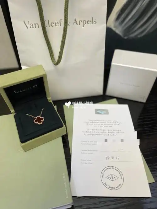 梵克雅宝红色中花项链73