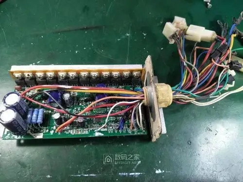 有了金刚钻才敢揽这瓷器活拆检四个电动车控制器