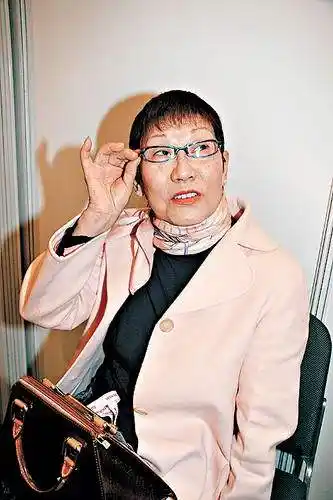 星爷妈妈与准媳妇关系不合 于文凤入门无期(图)