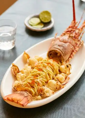 芝士伊面焗龙虾 龙虾意面