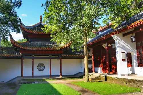 中国四大书院之一岳麓书院