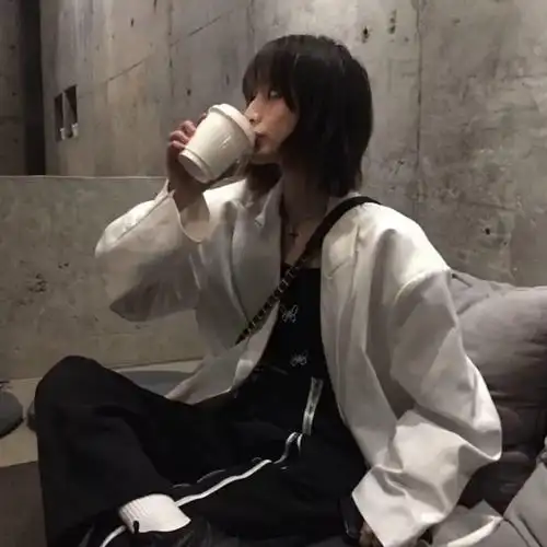 一些很酷的女生头像适合收藏! - 知乎