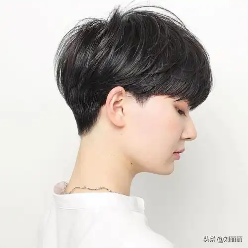 一大波最火的女士发型来了,推边短发卷卷烫发全都有,加上气质女神发型