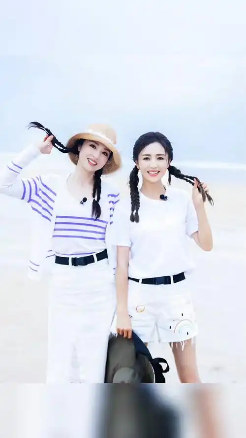 董璇佟丽娅双胞胎组合两人站一起真分不清谁是谁