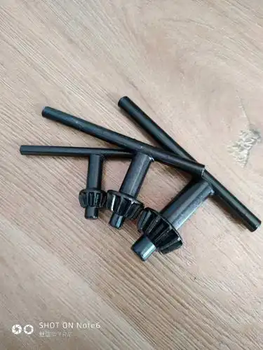 批发供应手电钻夹头钥匙扳手 手电钻钥匙 黑色 加硬 高强度钻钥匙