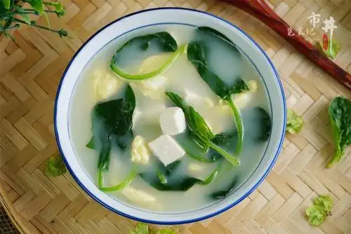 菠菜豆腐汤