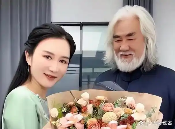 在娱乐圈,张纪中和杜星霖这对夫妻因相差31岁而备受关注.