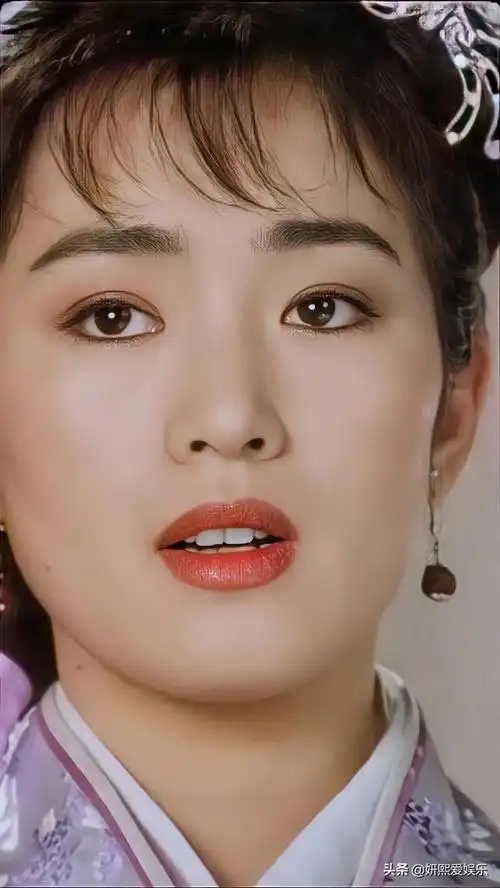 巩俐的颜值巅峰明艳大气漂亮动人