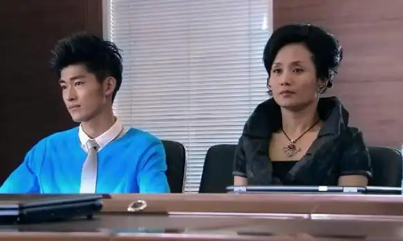 她曾是慕容云海的"妈妈",嫁富豪却坚持演戏,女儿还是世界冠军