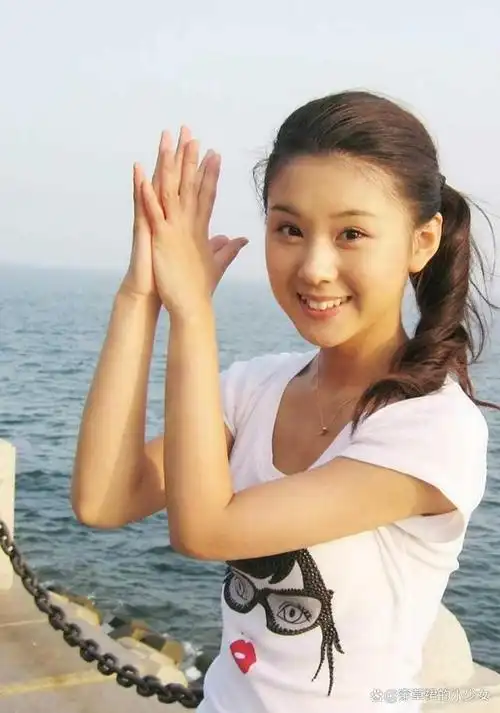 有种整容叫李小萌结婚,老公王雷变化不大,她却像换了个人