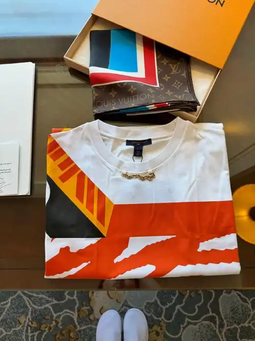 路易威登寰游时装秀##lv24早秋女装系列