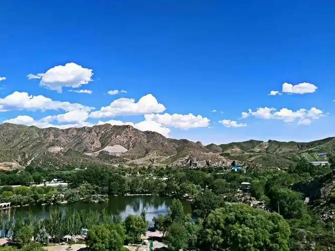 它叫——石门风景区集奇,险,峻,秀,幽于一谷在包头,有个被誉为"亚洲一