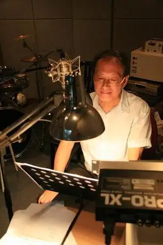 data-lemmaid="1736818">上海戏剧学院 /a>表演系,中国内地男配音演员