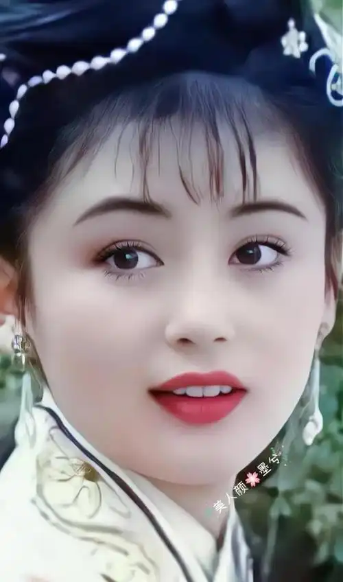 陈红国色天香明艳大气