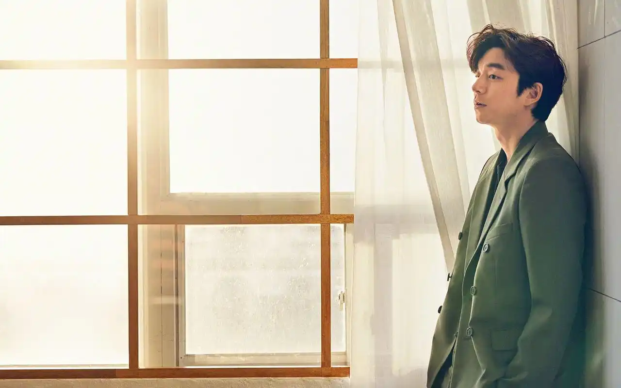 孔刘儒雅帅气杂志封面写真高清壁纸