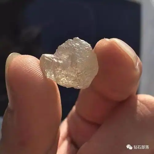 26.83克拉天然金刚石白色钻石原石