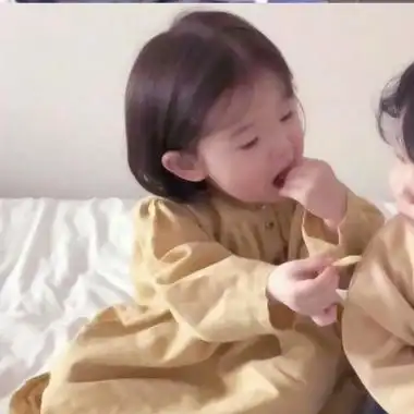 情头萌娃像侣头像高清可爱的萌娃情头一对两张图片