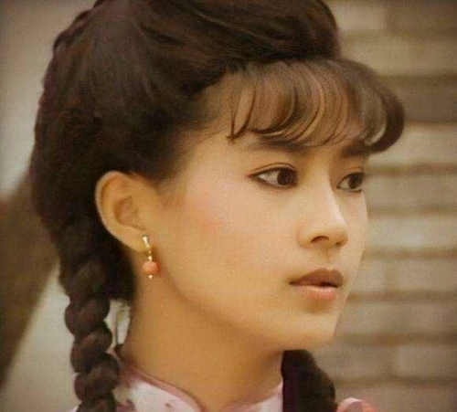 被撒贝宁从小暗恋的金铭回忆《婉君》,这部琼瑶名作算不算经典?