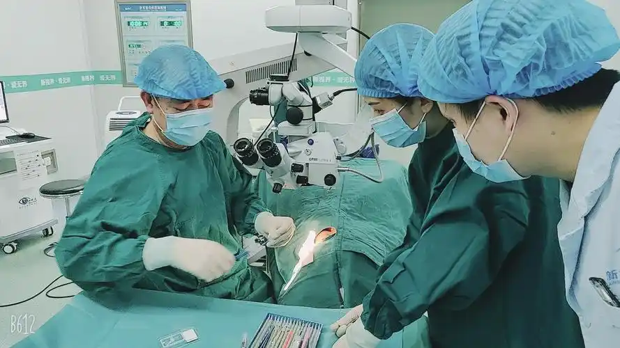 八,icl手术后老了还可以做白内障吗?可以.