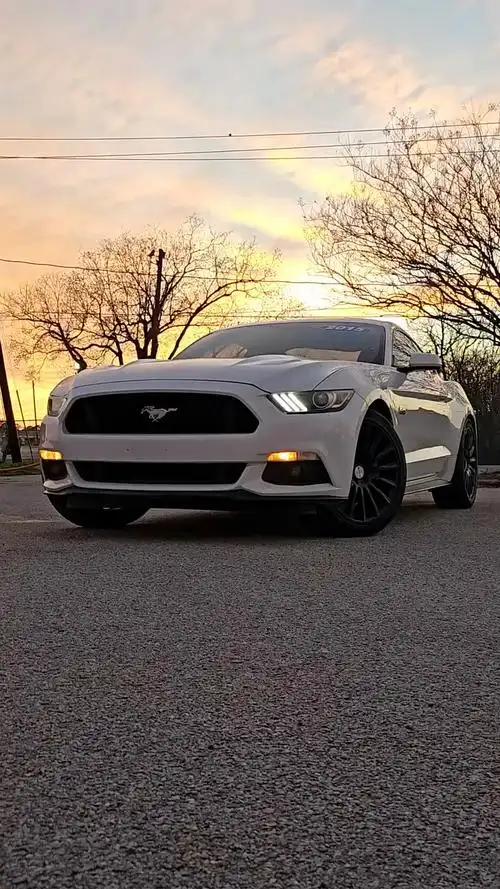 今日车型最经典的一代福特野马