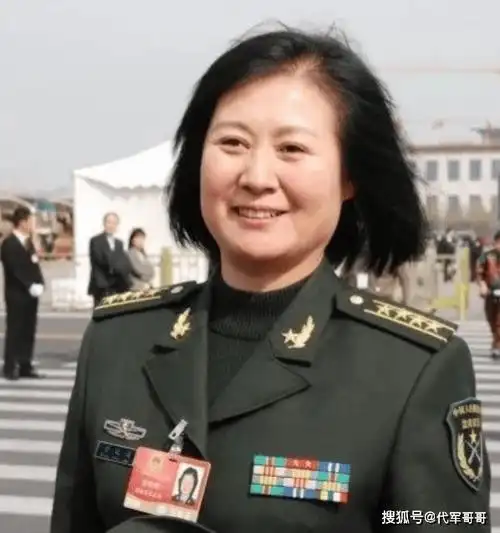 小品演员,影视演员,制片人,2014年,担任沈阳军区政治部文工团团长