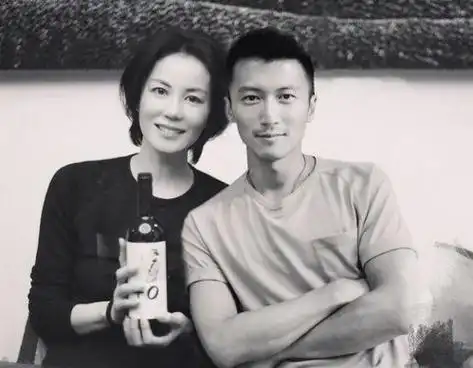 王菲和谢霆锋属相合财吗,命理分析王菲和谢霆锋能不能在一起