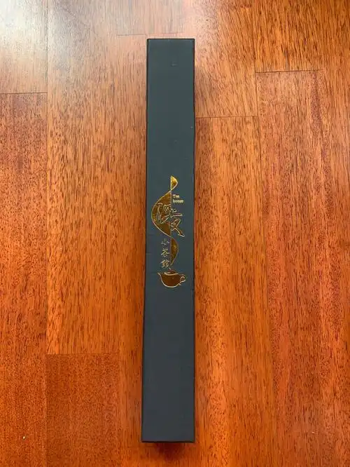 深夜小茶馆的扇子